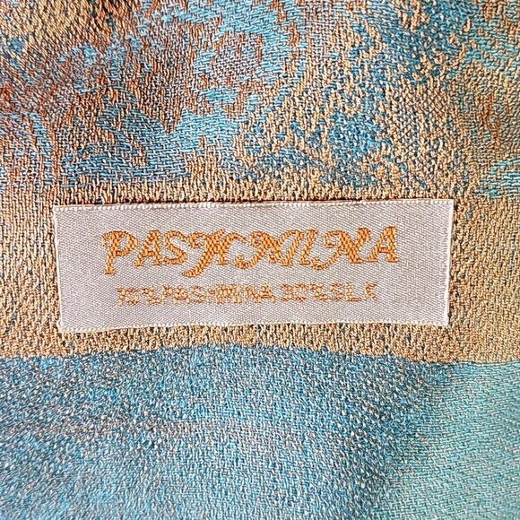 Pashmina Wrap 30 Percent Silk 70 Per. Pashmina Light Blue Light Orange Fringed - Picture 3 of 4